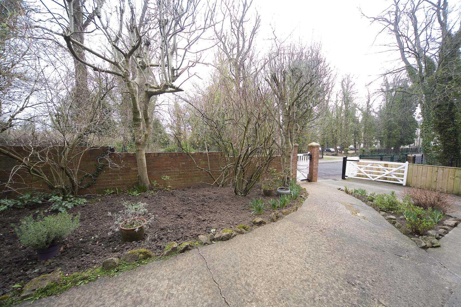 Start your property search with Igomove